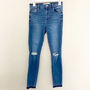 Garage Distressed Skinny Jeans Size 3